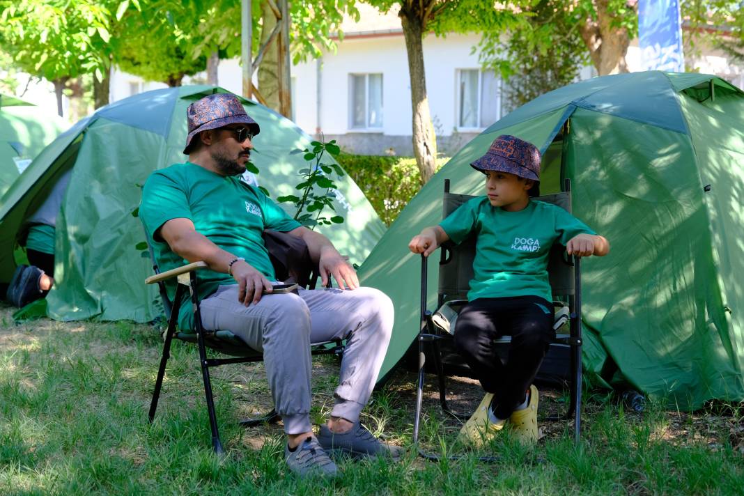 Konya’da baba ve oğulları kampta doyasıya eğlendi 1